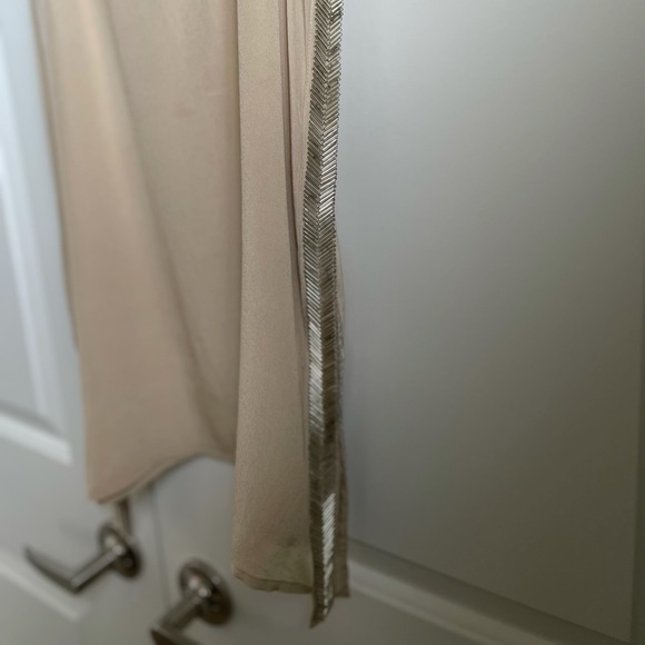 💯% Silk Club Monaco Blouse - Picture 4 of 6